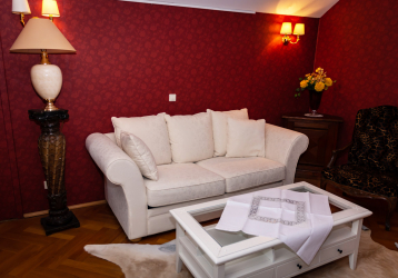 festliches Ambiente in der Suite der Villa Teresa