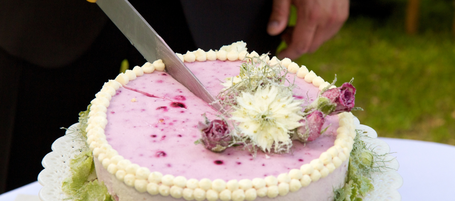 Anschnitt einer Hochzeitstorte